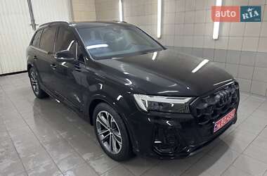 Позашляховик / Кросовер Audi Q7 2025 в Умані