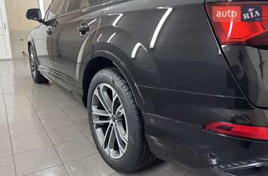 Позашляховик / Кросовер Audi Q7 2025 в Умані