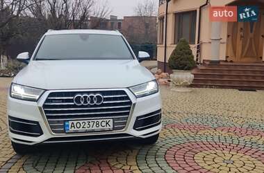 Позашляховик / Кросовер Audi Q7 2019 в Ужгороді