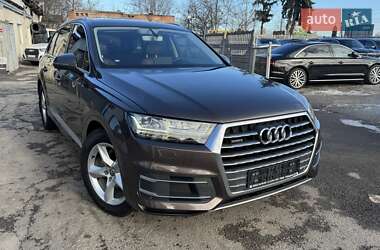 Позашляховик / Кросовер Audi Q7 2015 в Тернополі