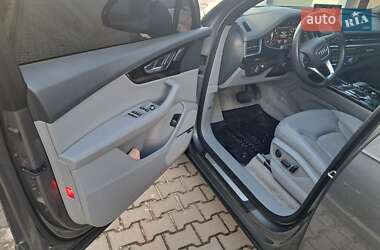 Внедорожник / Кроссовер Audi Q7 2016 в Хмельницком