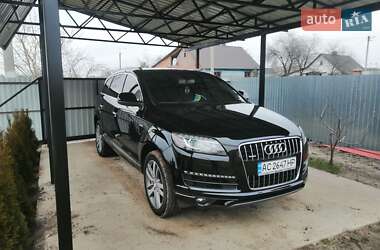 Позашляховик / Кросовер Audi Q7 2013 в 