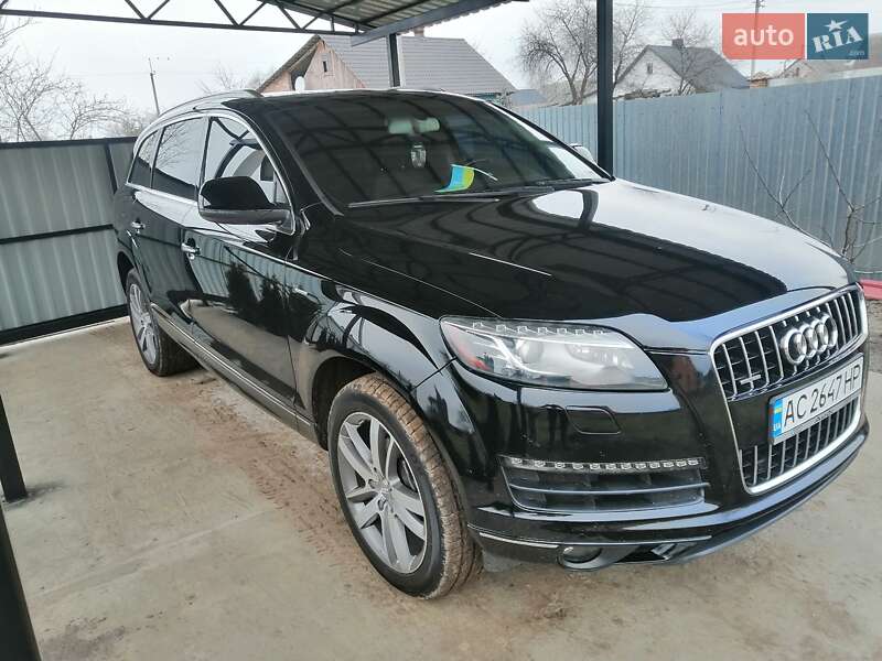 Внедорожник / Кроссовер Audi Q7 2013 в Луцке