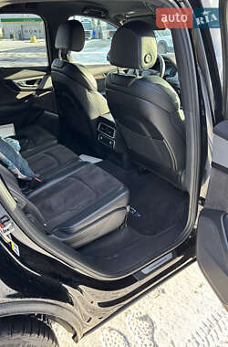Внедорожник / Кроссовер Audi Q7 2018 в 