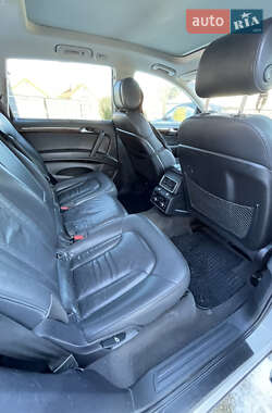 Внедорожник / Кроссовер Audi Q7 2011 в 