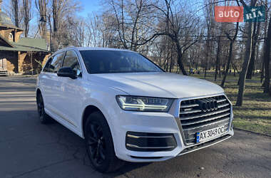 Позашляховик / Кросовер Audi Q7 2017 в Києві