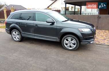 Внедорожник / Кроссовер Audi Q7 2011 в 
