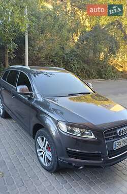 Позашляховик / Кросовер Audi Q7 2007 в Бучі