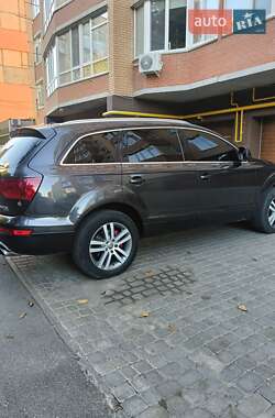 Позашляховик / Кросовер Audi Q7 2007 в Бучі