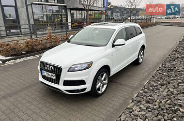 Внедорожник / Кроссовер Audi Q7 2013 в Луцке