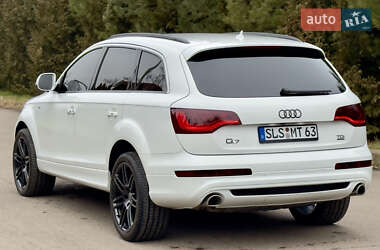 Позашляховик / Кросовер Audi Q7 2012 в Рівному