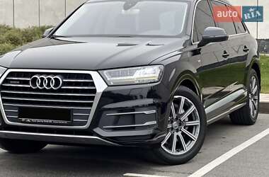 Внедорожник / Кроссовер Audi Q7 2015 в Киеве