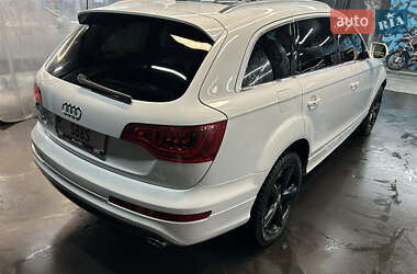 Внедорожник / Кроссовер Audi Q7 2012 в Киеве