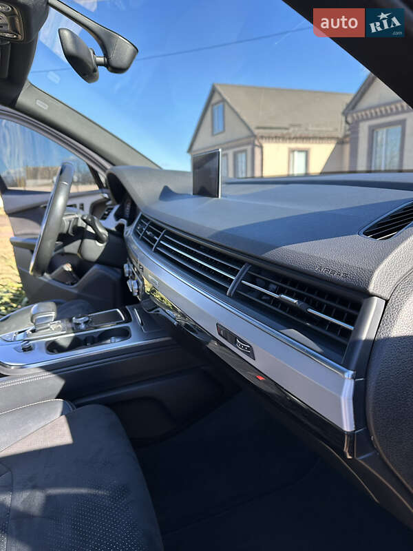 Внедорожник / Кроссовер Audi Q7 2016 в Днепре фото 22 Внедорожник / Кроссовер Audi Q7 2016 в Днепре