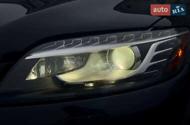 Внедорожник / Кроссовер Audi Q7 2014 в 