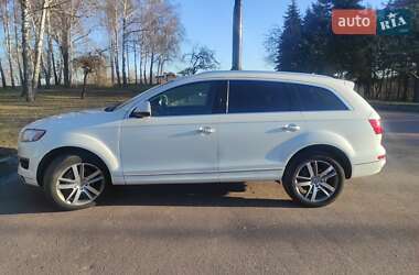 Позашляховик / Кросовер Audi Q7 2015 в 