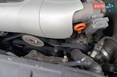 Позашляховик / Кросовер Audi Q7 2010 в 