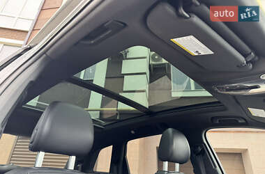 Внедорожник / Кроссовер Audi Q7 2016 в 