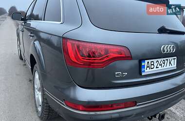 Позашляховик / Кросовер Audi Q7 2012 в 