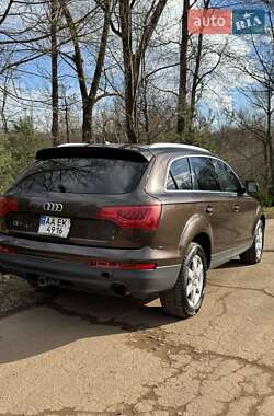 Позашляховик / Кросовер Audi Q7 2011 в Самборі