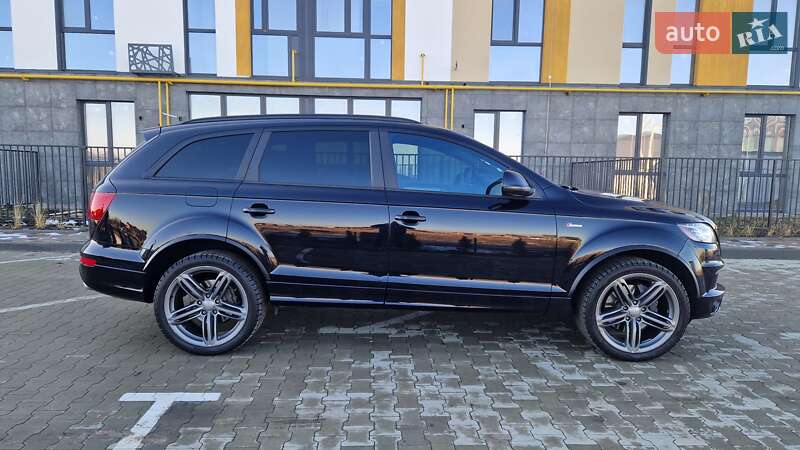 Внедорожник / Кроссовер Audi Q7 2015 в Луцке