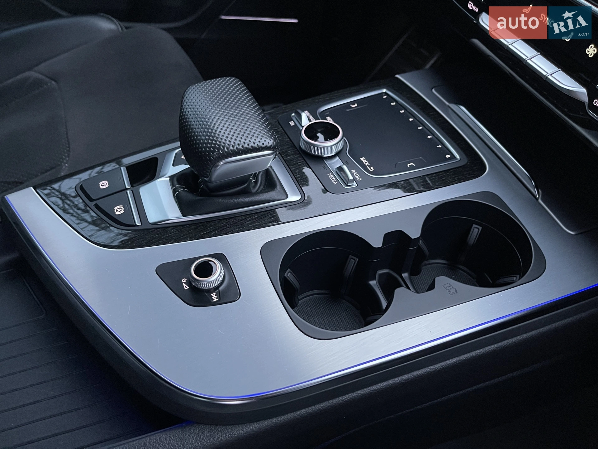 2019 Audi Q7 - мініатюра 12