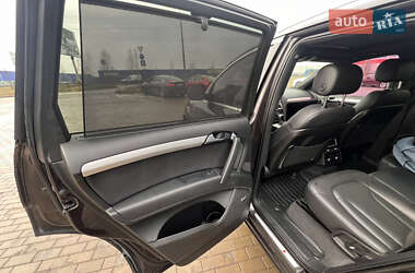 Внедорожник / Кроссовер Audi Q7 2014 в 