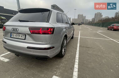 Позашляховик / Кросовер Audi Q7 2019 в Києві