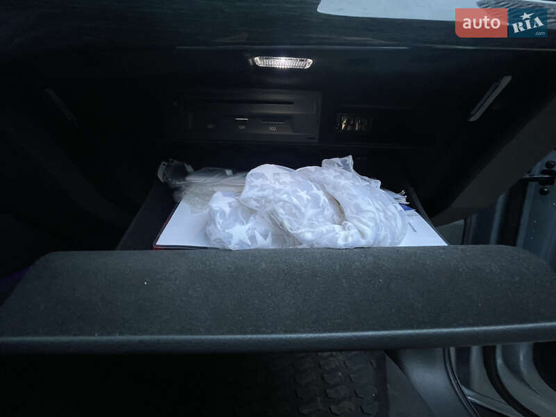 Позашляховик / Кросовер Audi Q7 2019 в Києві