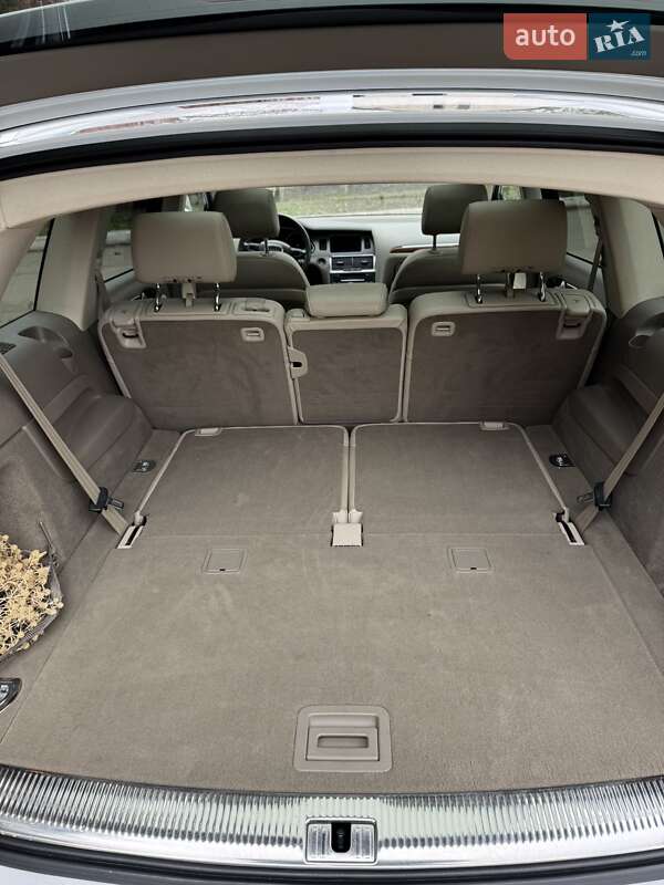 Внедорожник / Кроссовер Audi Q7 2010 в Запорожье