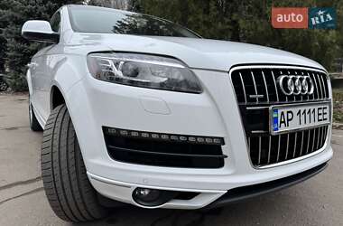 Позашляховик / Кросовер Audi Q7 2010 в 
