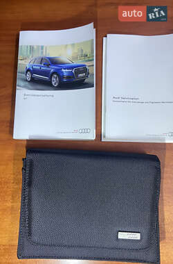 Внедорожник / Кроссовер Audi Q7 2017 в 