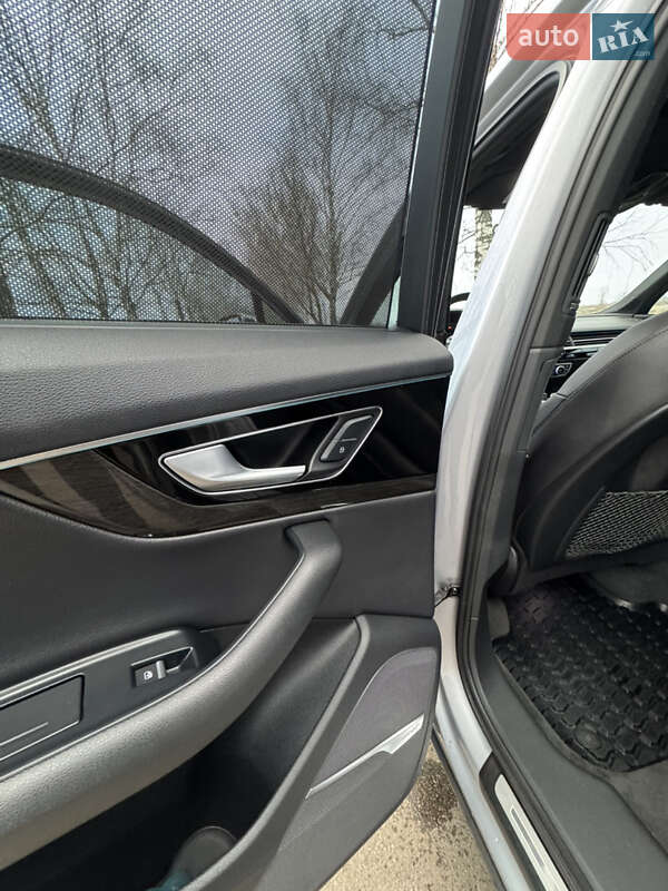 Позашляховик / Кросовер Audi Q7 2018 в Переяславі