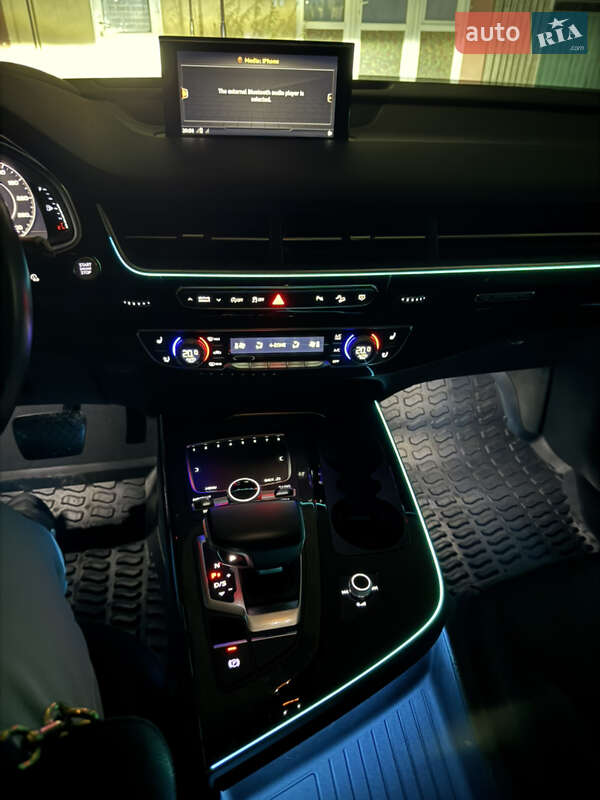 Позашляховик / Кросовер Audi Q7 2018 в Переяславі
