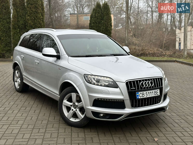 Внедорожник / Кроссовер Audi Q7 2012 в 
