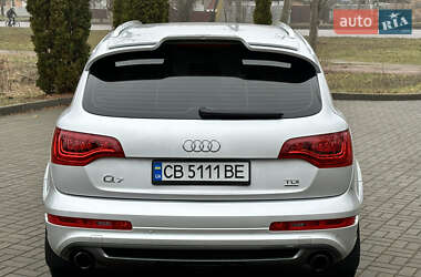 Внедорожник / Кроссовер Audi Q7 2012 в 