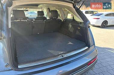 Внедорожник / Кроссовер Audi Q7 2013 в Межгорье
