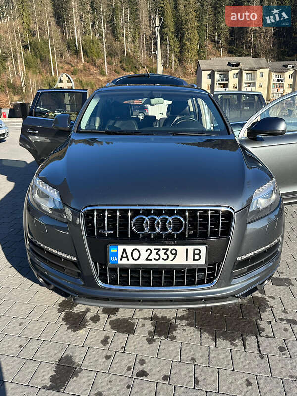 Позашляховик / Кросовер Audi Q7 2013 в Міжгір'ї