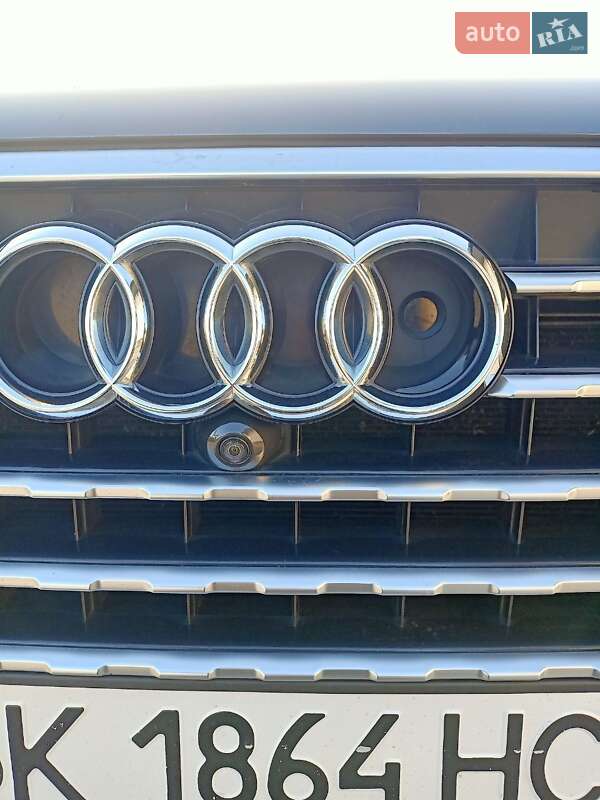 Внедорожник / Кроссовер Audi Q7 2017 в Ровно
