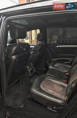Внедорожник / Кроссовер Audi Q7 2011 в 