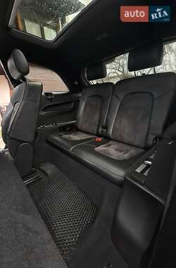 Внедорожник / Кроссовер Audi Q7 2011 в 