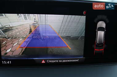 Внедорожник / Кроссовер Audi Q7 2016 в 