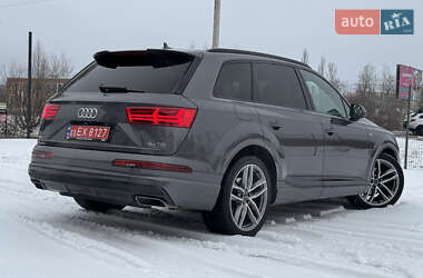 Внедорожник / Кроссовер Audi Q7 2018 в Ужгороде