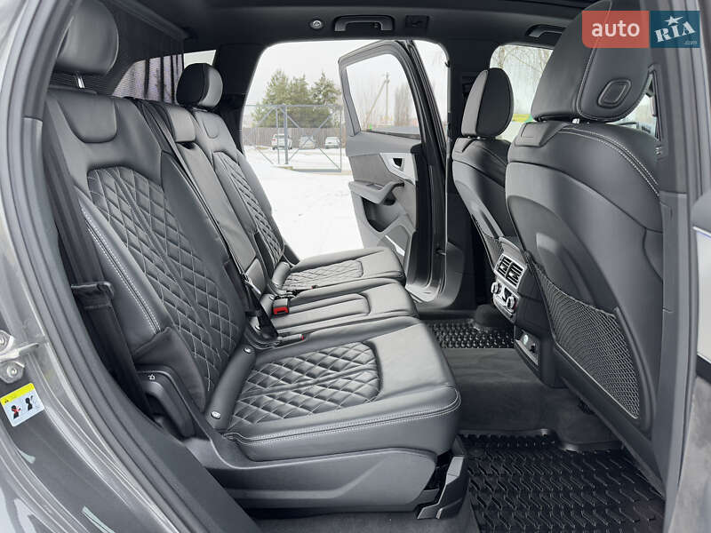 Внедорожник / Кроссовер Audi Q7 2018 в Ужгороде фото 63 Внедорожник / Кроссовер Audi Q7 2018 в Ужгороде