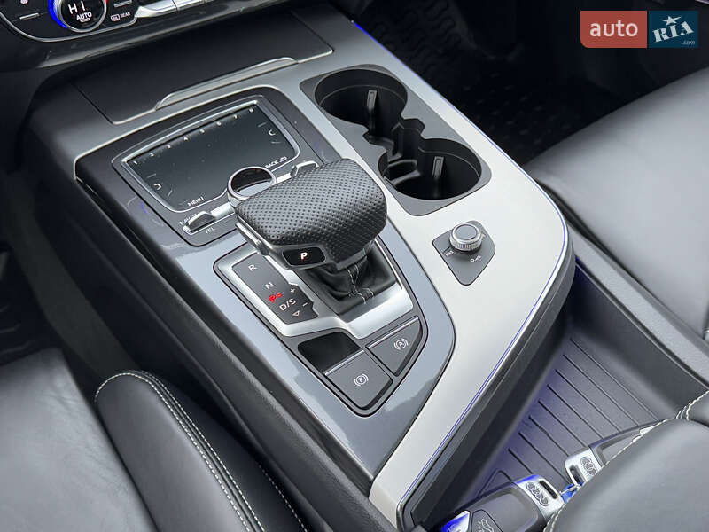 Внедорожник / Кроссовер Audi Q7 2018 в Ужгороде фото 56 Внедорожник / Кроссовер Audi Q7 2018 в Ужгороде