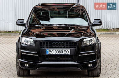 Позашляховик / Кросовер Audi Q7 2015 в 