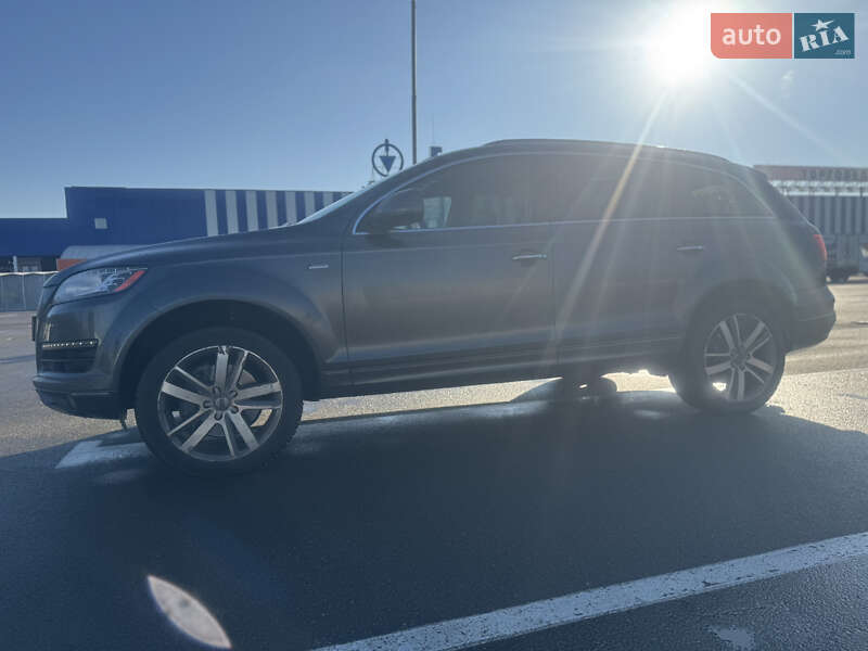 Внедорожник / Кроссовер Audi Q7 2012 в Кривом Роге
