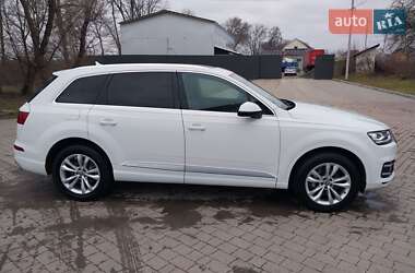 Внедорожник / Кроссовер Audi Q7 2018 в 
