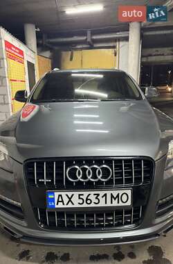 Позашляховик / Кросовер Audi Q7 2013 в Києві