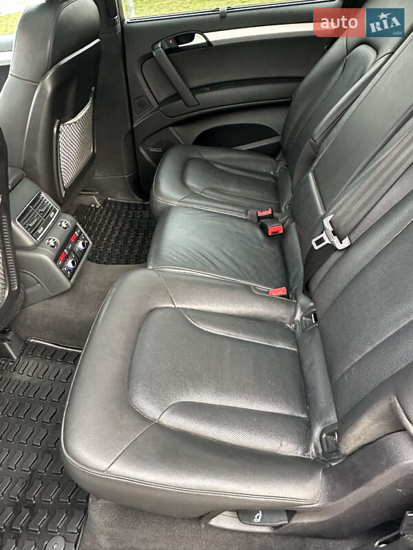 Внедорожник / Кроссовер Audi Q7 2014 в Черкассах